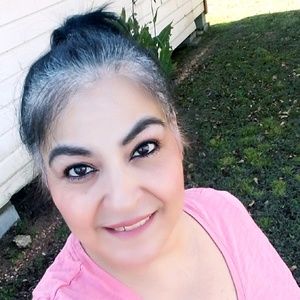 Meet your Posher, Noemi